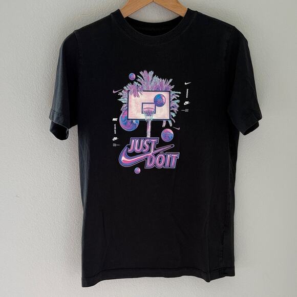 Nike Black T-Shirt with Purple 'Just Do It' Graphic Youth XL - Picture 1 of 5